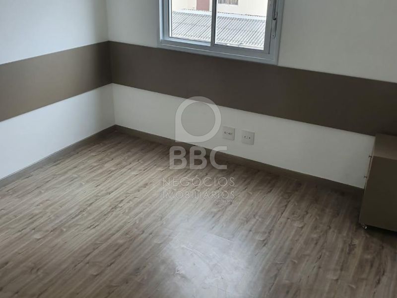 Apartamento para alugar com 2 quartos, 75m² - Foto 11