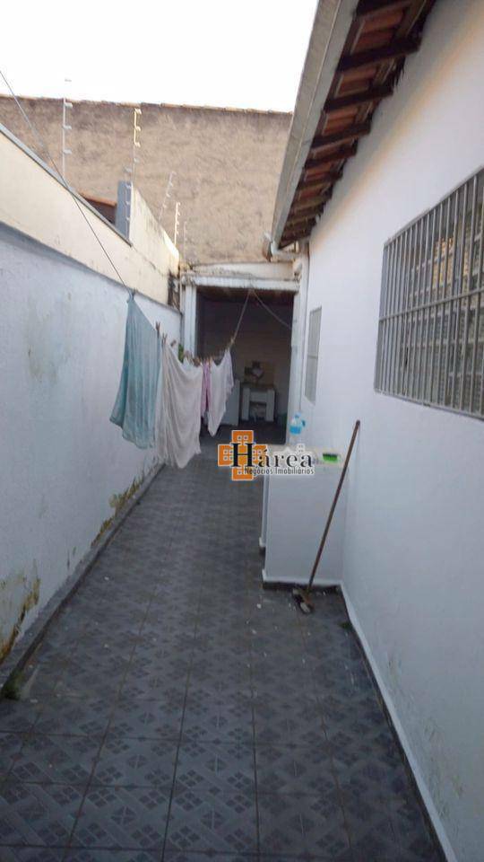 Casa à venda com 3 quartos, 170m² - Foto 9