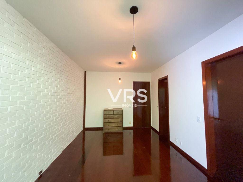 Casa de Condomínio à venda com 5 quartos, 258m² - Foto 21