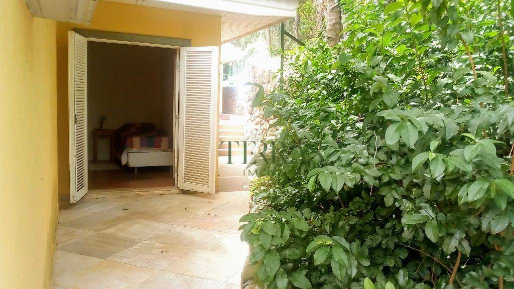 Casa de Condomínio à venda com 4 quartos, 600m² - Foto 32