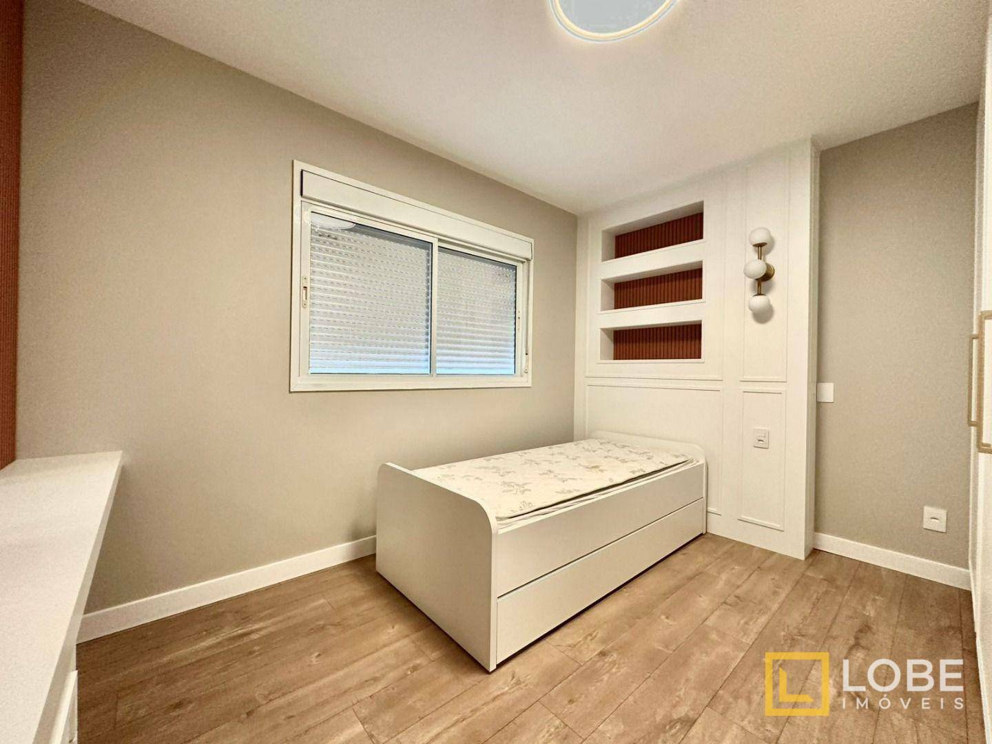 Apartamento à venda com 3 quartos, 127m² - Foto 11