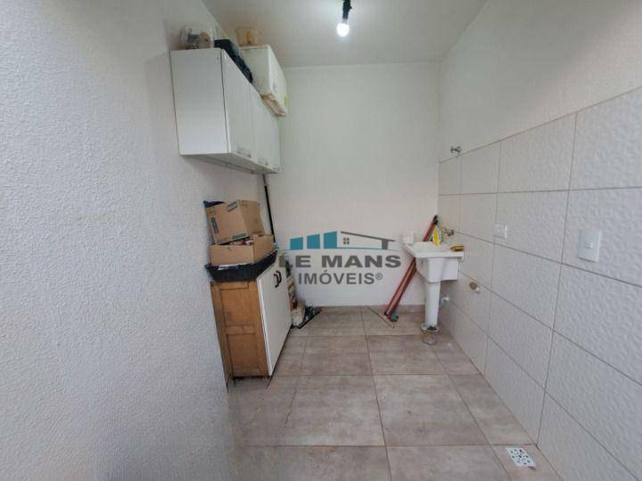 Casa à venda com 2 quartos, 110m² - Foto 13