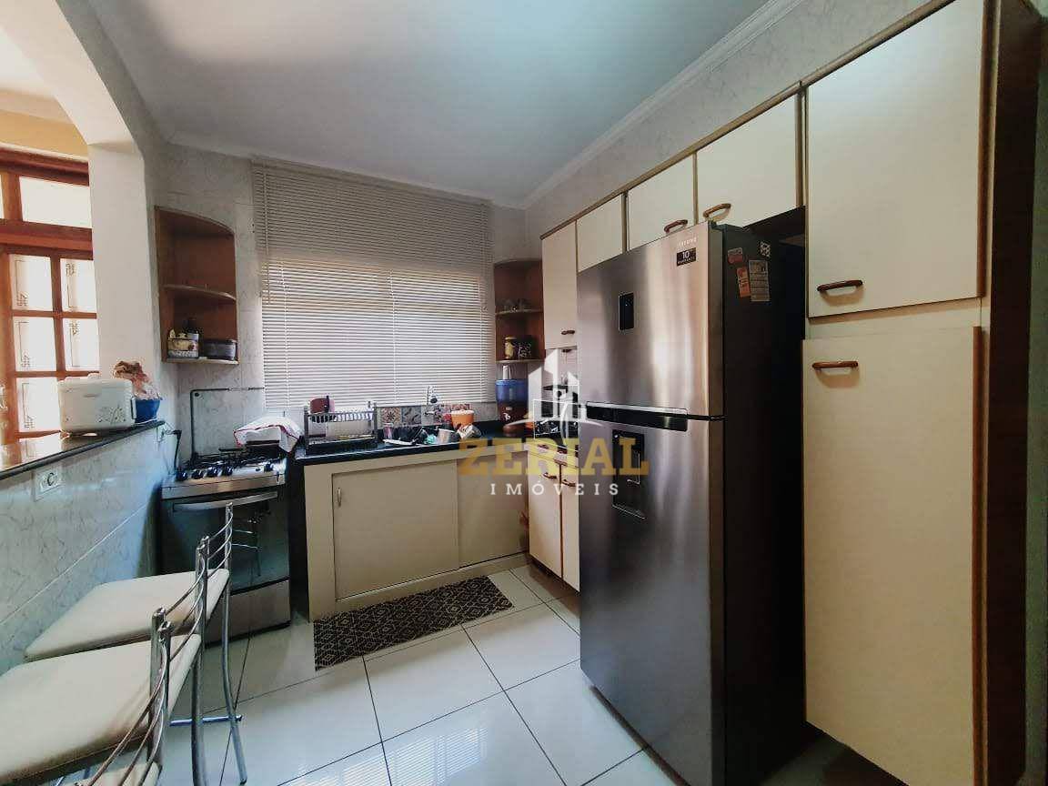 Sobrado à venda com 4 quartos, 201m² - Foto 7