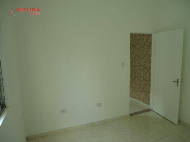 Casa para alugar com 1 quarto, 50m² - Foto 13