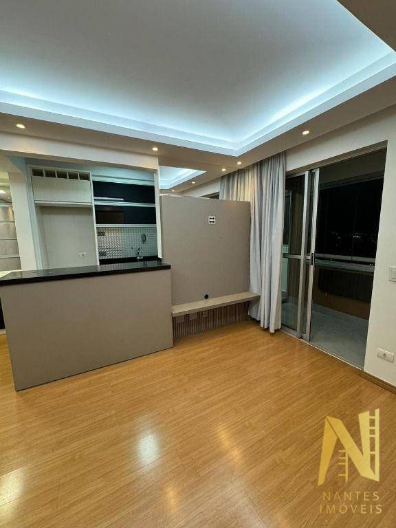 Apartamento à venda com 2 quartos, 69m² - Foto 1