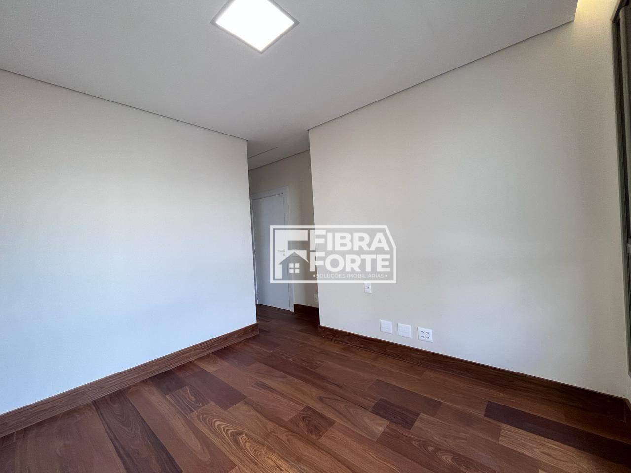 Apartamento à venda com 3 quartos, 257m² - Foto 33