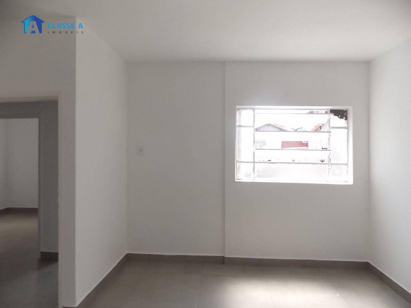 Casa à venda com 4 quartos, 160m² - Foto 14