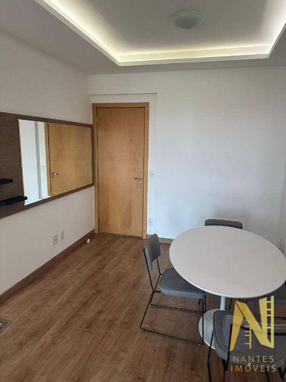 Apartamento à venda com 2 quartos, 69m² - Foto 8