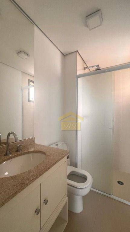 Apartamento para alugar com 2 quartos, 68m² - Foto 11