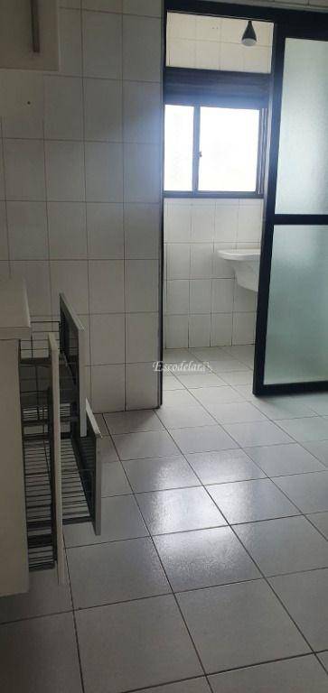 Apartamento à venda com 2 quartos, 48m² - Foto 23