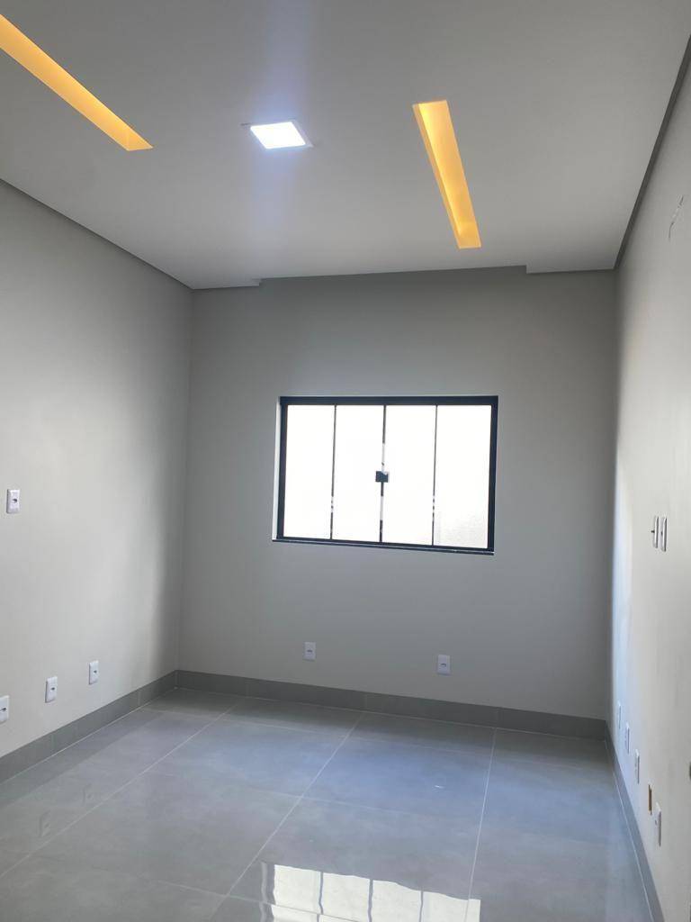 Casa à venda com 3 quartos, 164m² - Foto 12