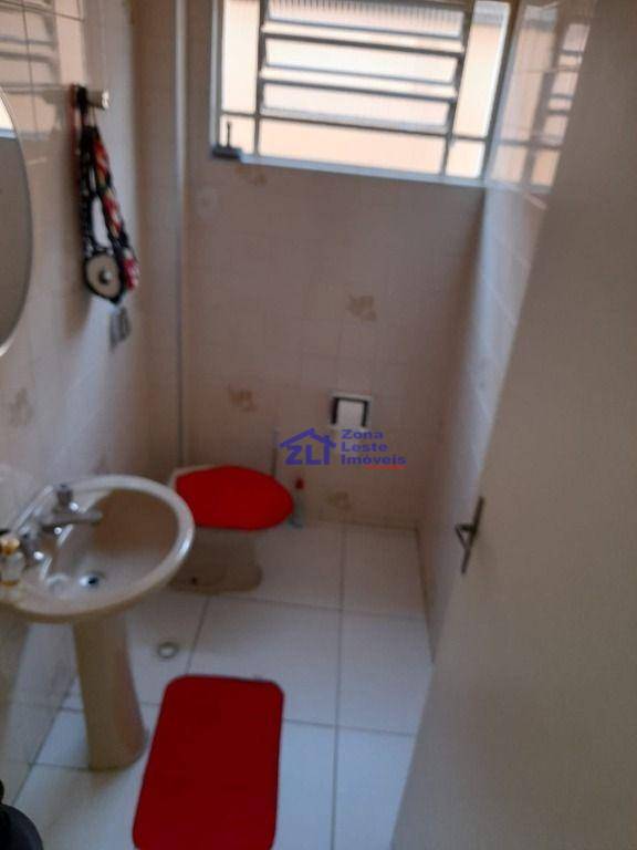 Sobrado à venda com 3 quartos, 220m² - Foto 2