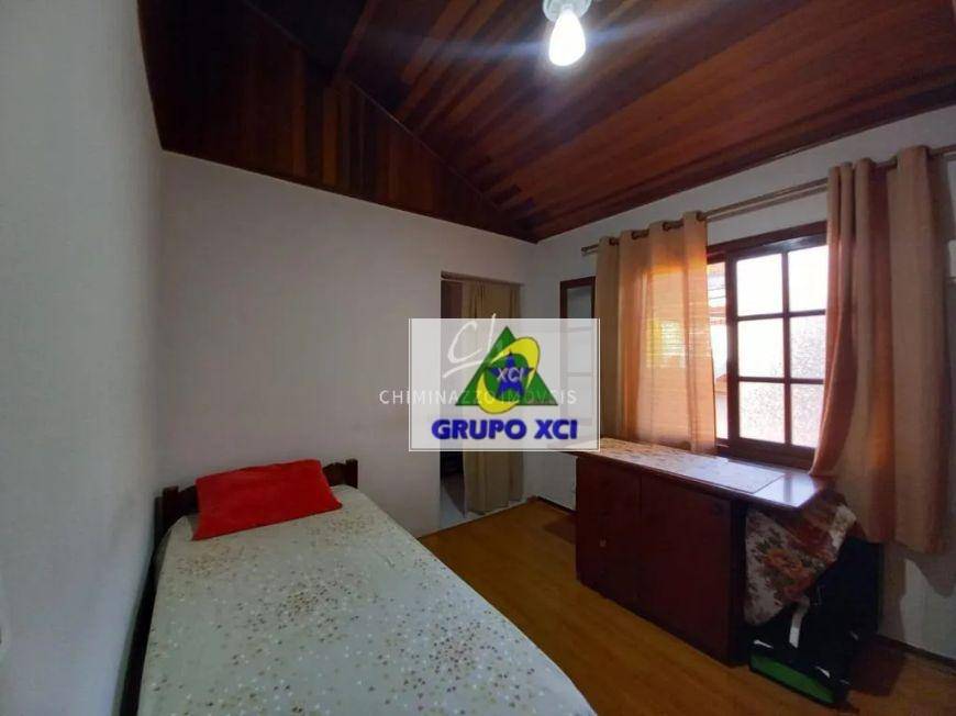 Casa à venda com 2 quartos, 100m² - Foto 3