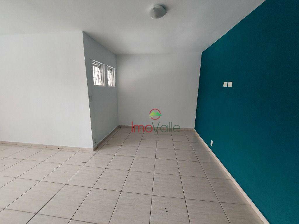 Casa para alugar com 3 quartos, 200m² - Foto 16