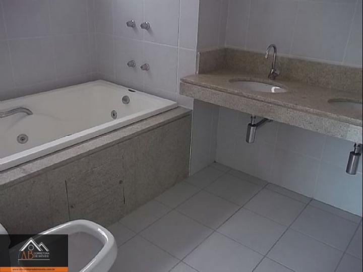 Apartamento à venda com 4 quartos, 196m² - Foto 12