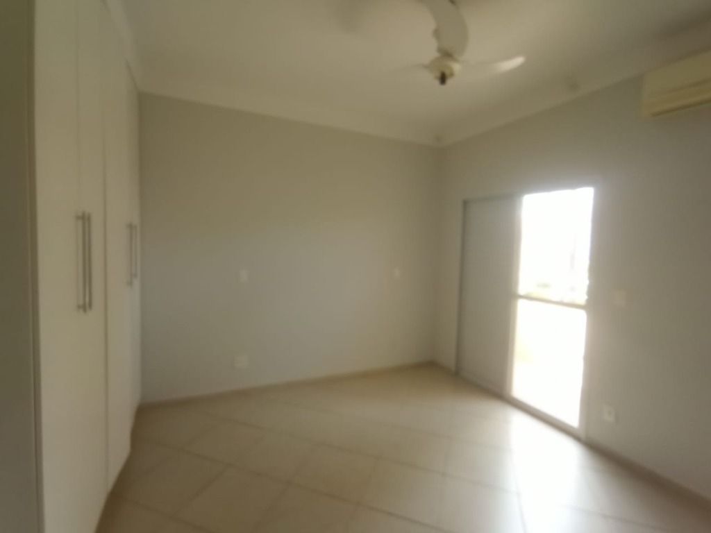 Casa de Condomínio à venda com 4 quartos, 400m² - Foto 12