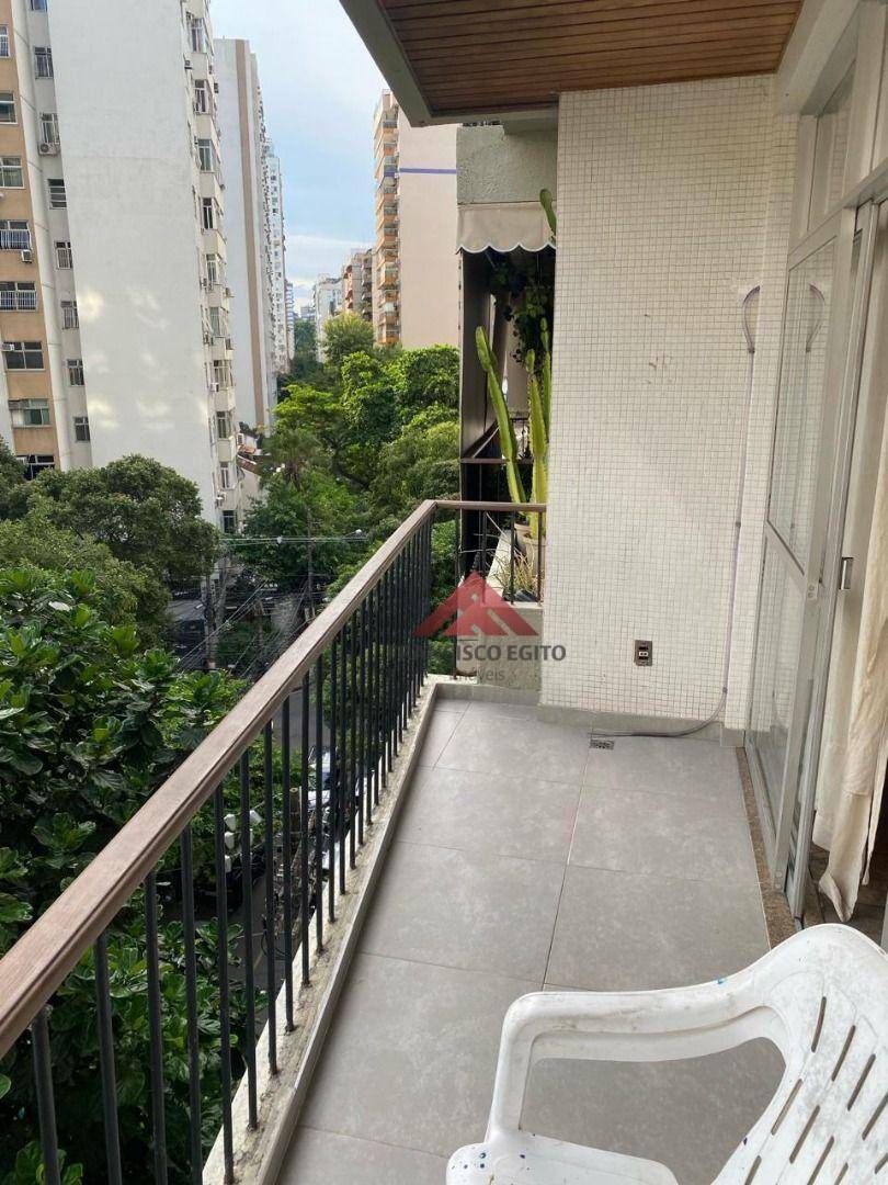 Apartamento à venda com 4 quartos, 160m² - Foto 5