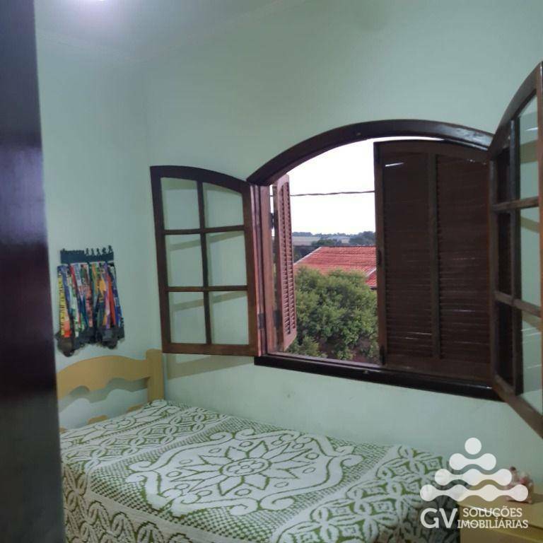 Casa à venda com 2 quartos, 110m² - Foto 17