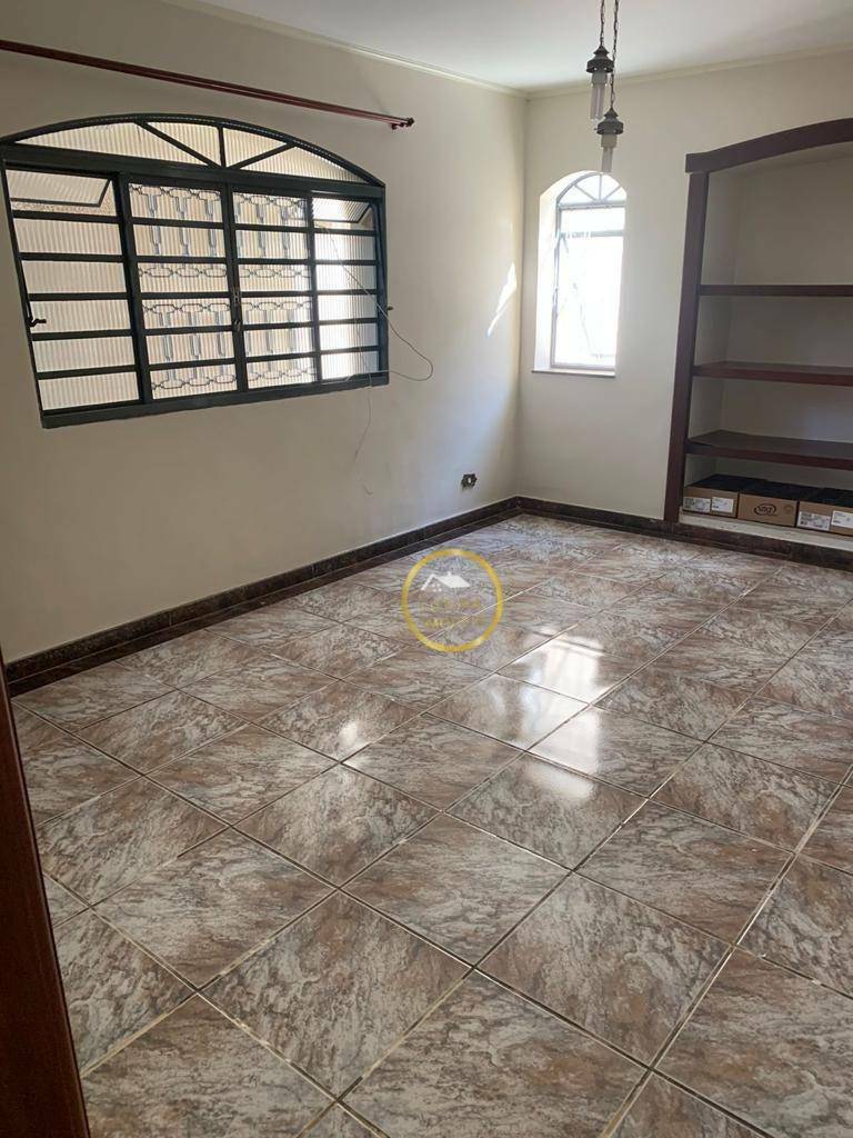 Casa à venda e aluguel com 3 quartos, 520m² - Foto 13