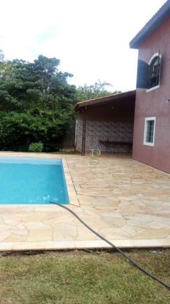 Chácara à venda com 3 quartos, 180m² - Foto 6