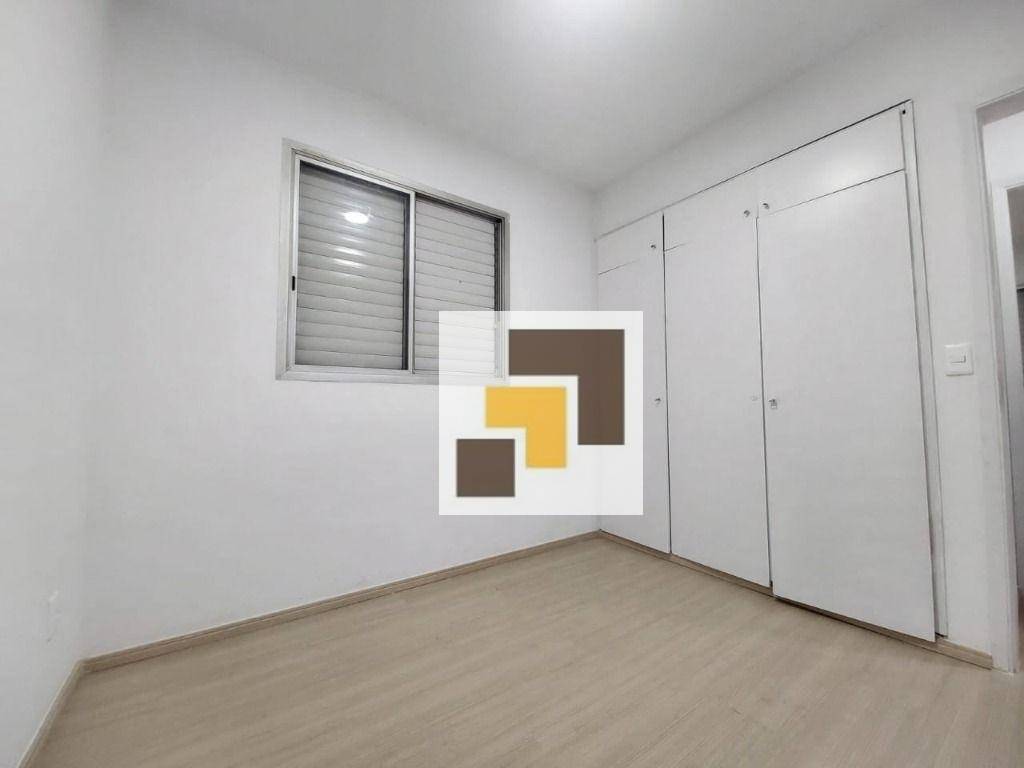 Apartamento para alugar com 3 quartos, 80m² - Foto 10