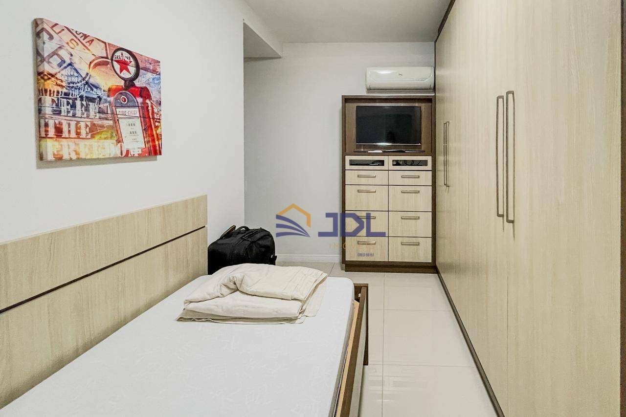 Apartamento à venda com 2 quartos, 81m² - Foto 10