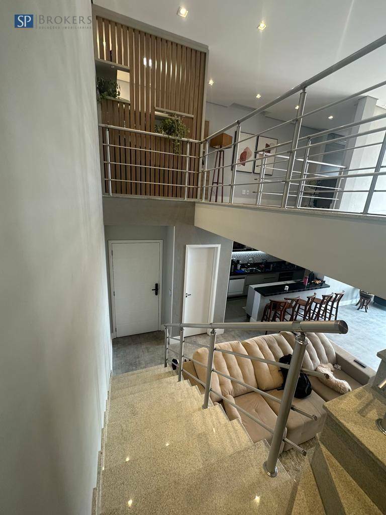 Apartamento à venda com 3 quartos, 164m² - Foto 1