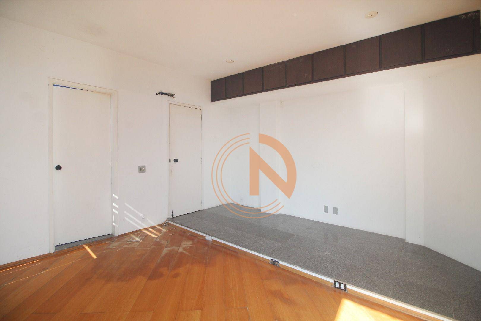 Cobertura, 3 quartos, 230 m² - Foto 12