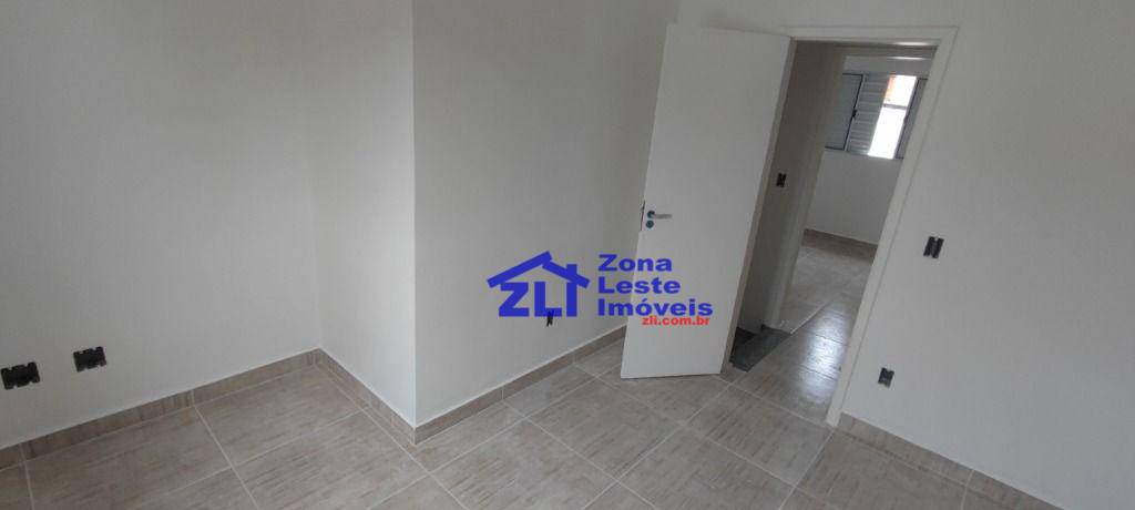Sobrado à venda com 2 quartos, 64m² - Foto 13
