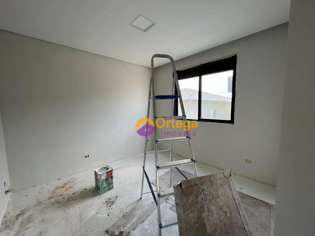 Sobrado à venda com 3 quartos, 212m² - Foto 13