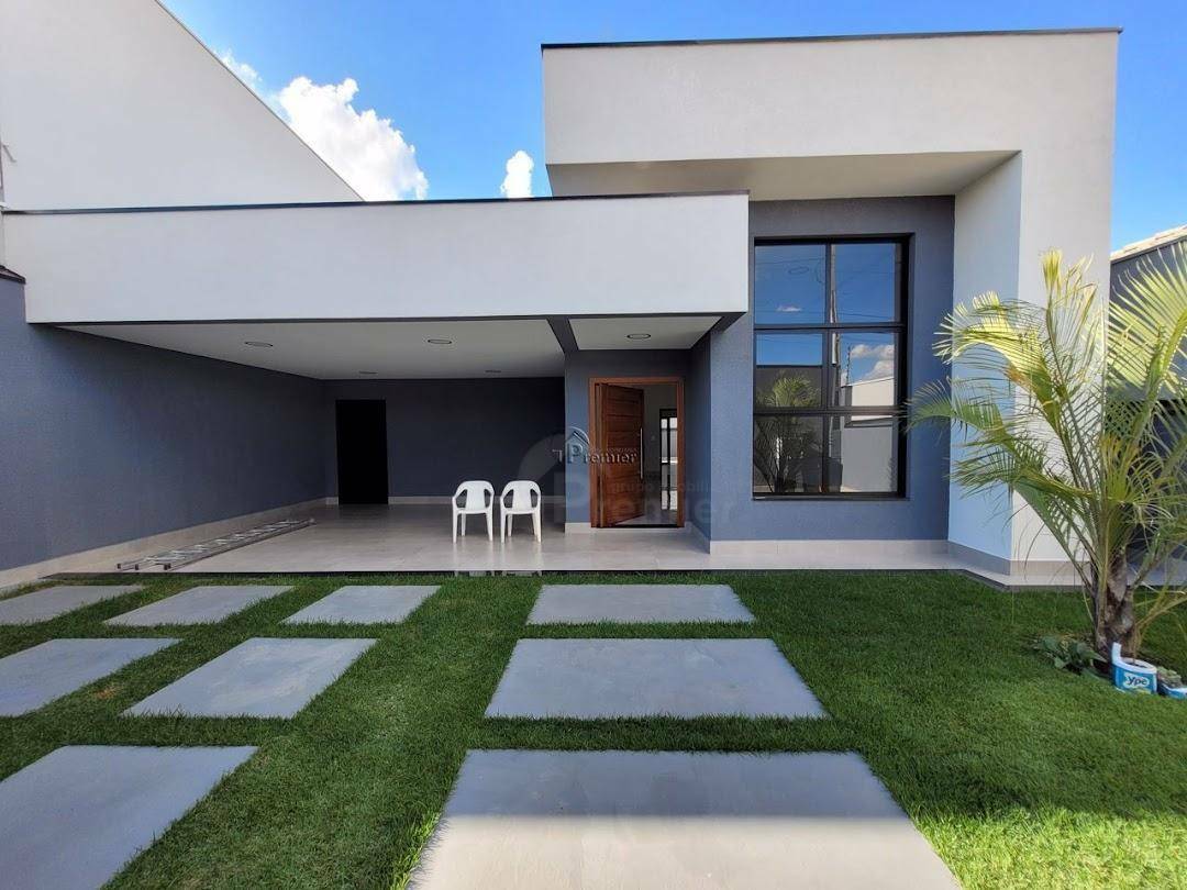 Casa à venda com 3 quartos, 300m² - Foto 1