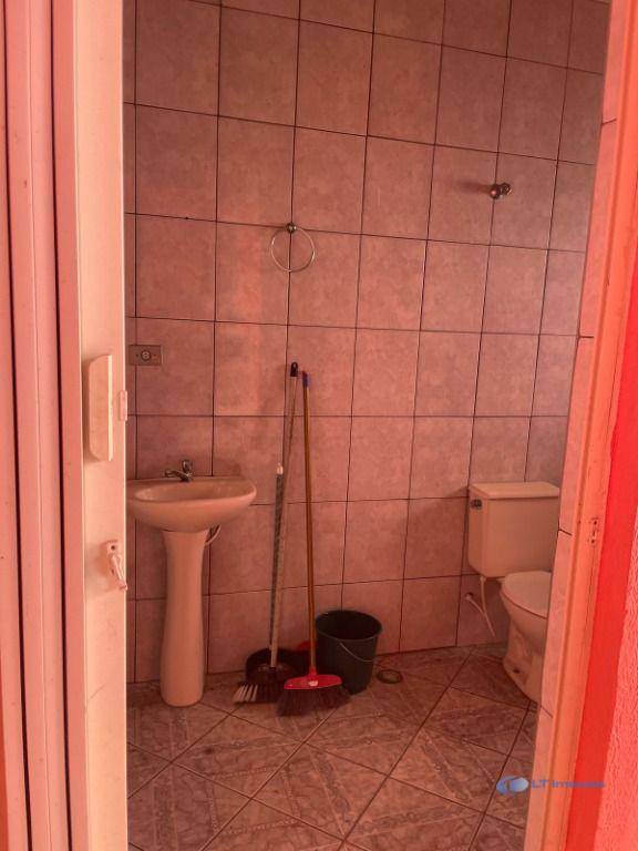Sobrado à venda com 3 quartos, 187m² - Foto 9