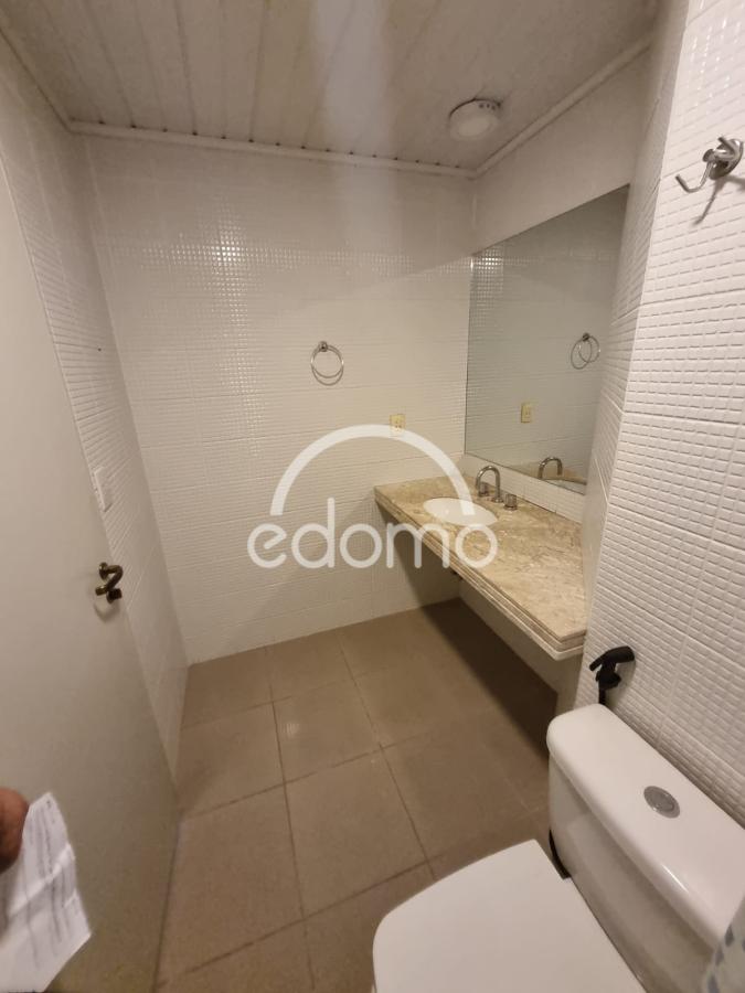 Apartamento para alugar com 2 quartos, 70m² - Foto 16