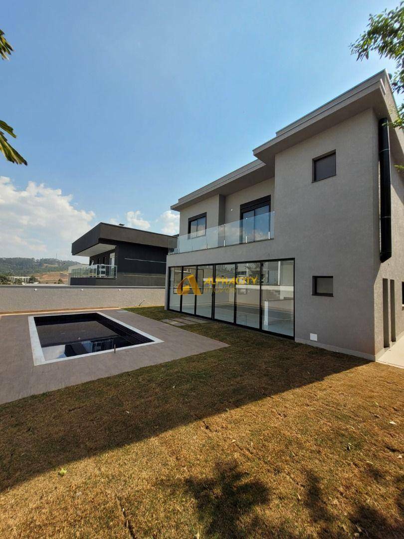 Casa de Condomínio à venda com 4 quartos, 359m² - Foto 2