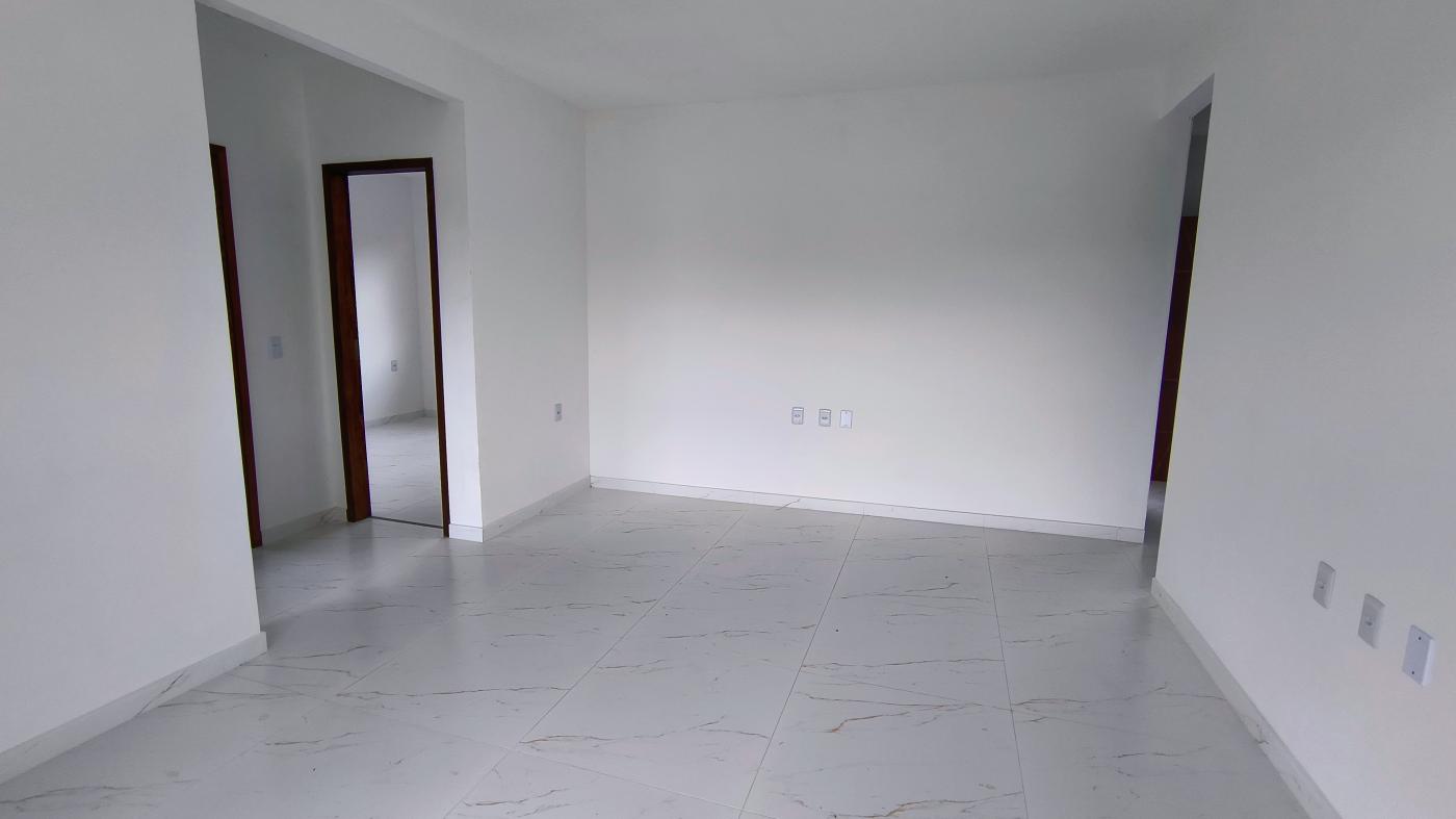 Casa à venda com 2 quartos, 200m² - Foto 5