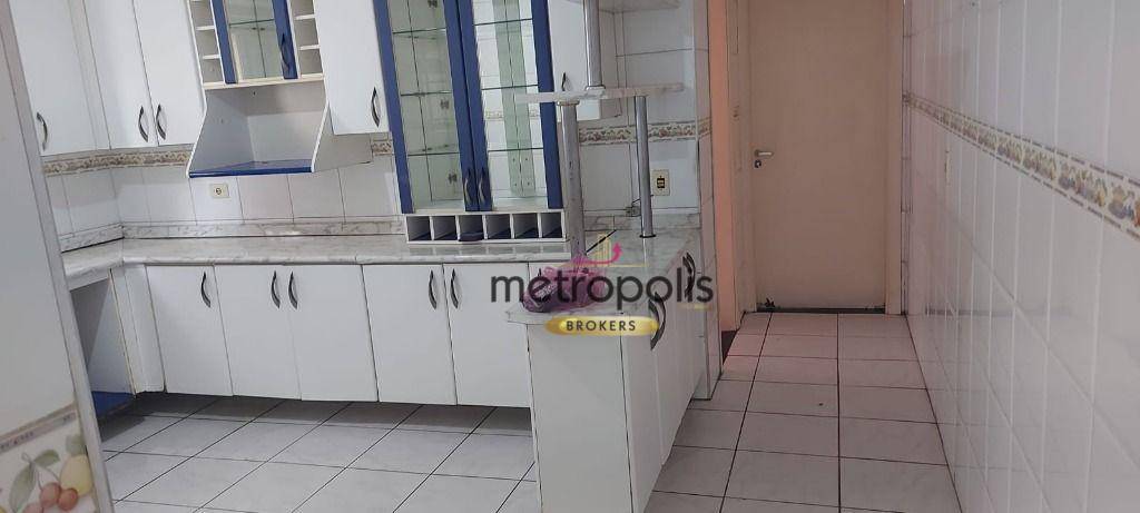 Sobrado à venda com 5 quartos, 300m² - Foto 2