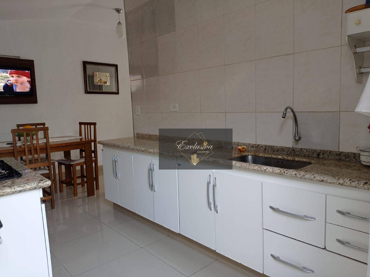 Casa à venda com 3 quartos, 317m² - Foto 8