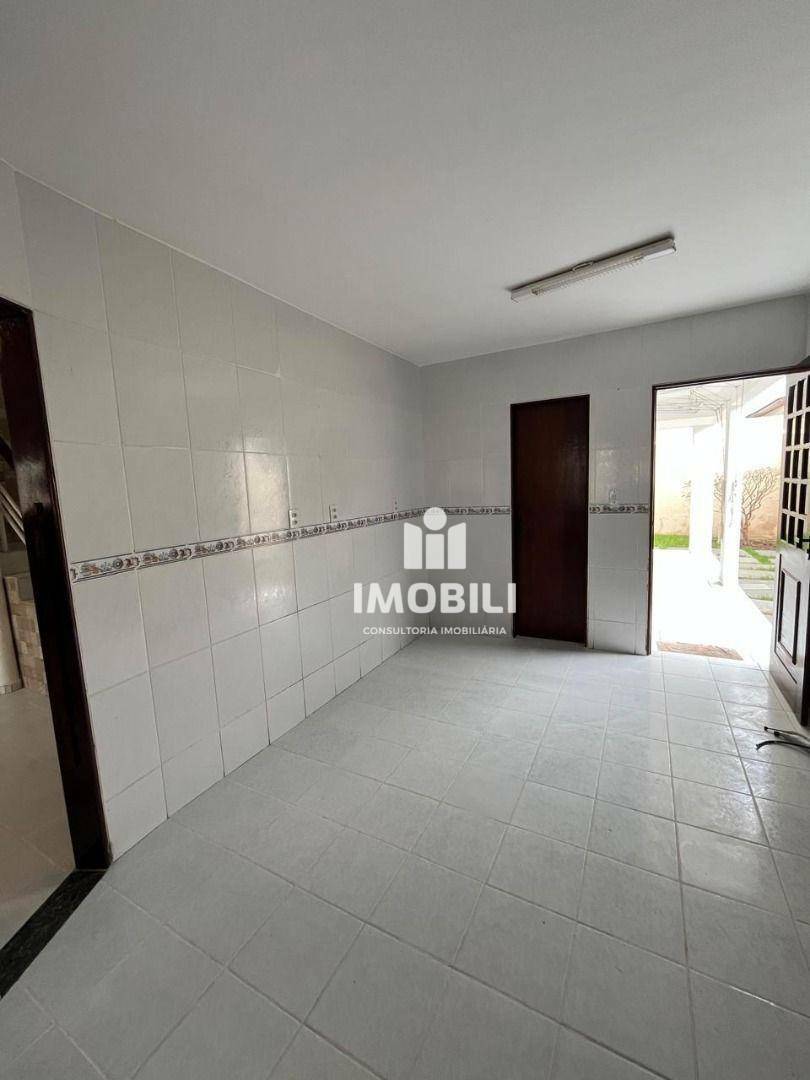 Casa de Condomínio à venda com 4 quartos, 250m² - Foto 22