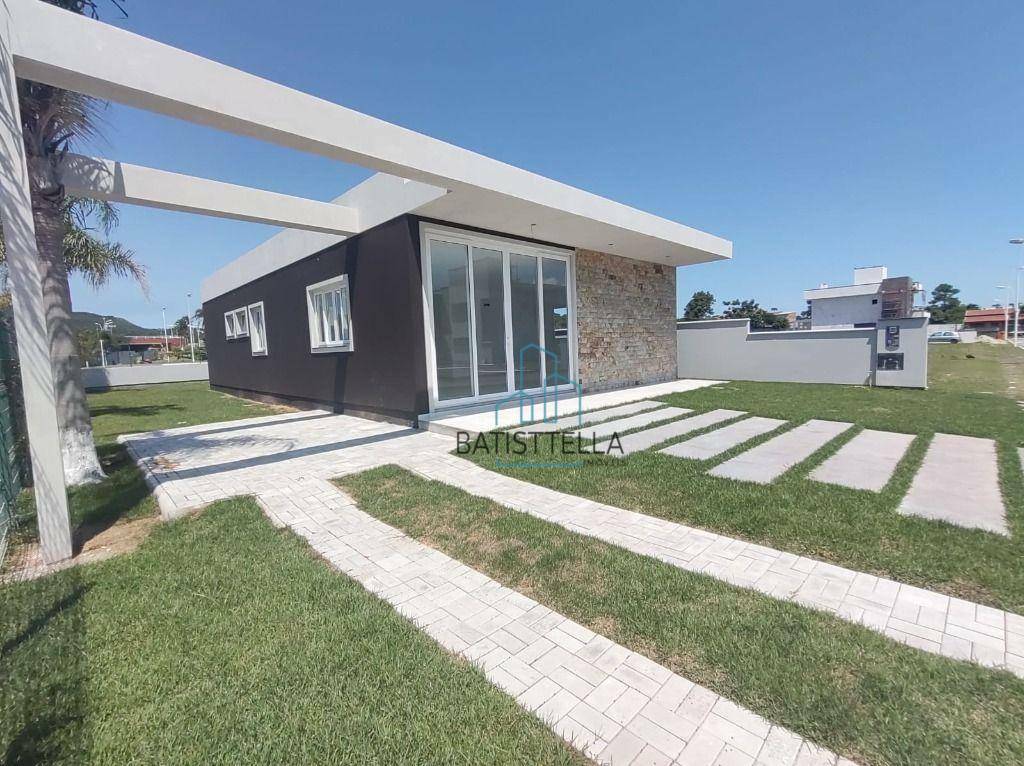 Casa à venda com 3 quartos, 150m² - Foto 1