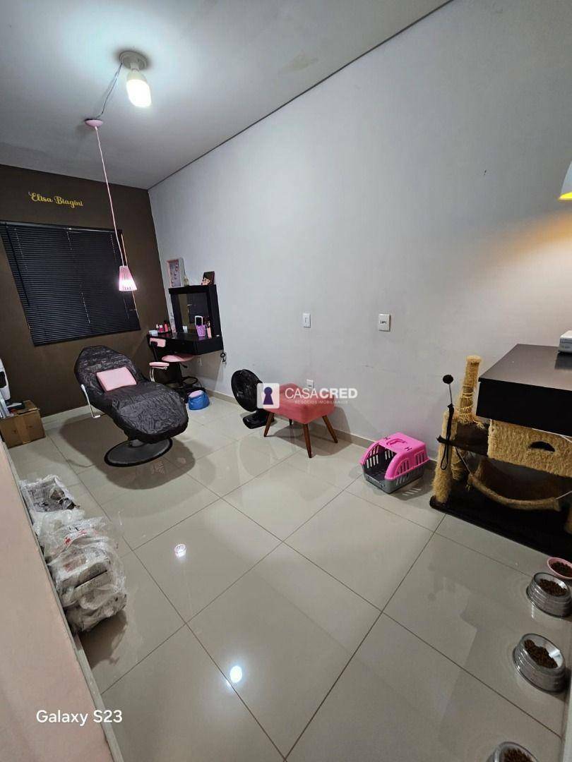 Casa à venda com 2 quartos, 90m² - Foto 4