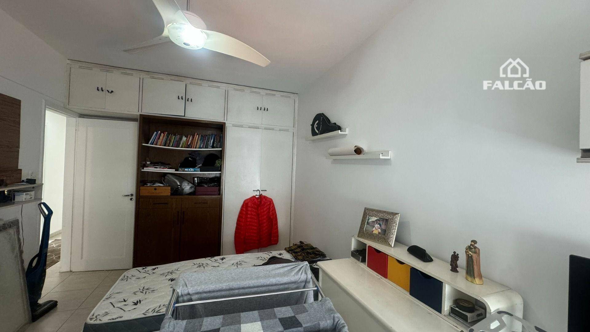 Apartamento à venda com 3 quartos, 128m² - Foto 12