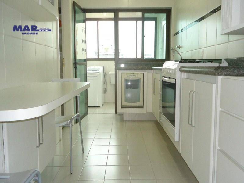 Apartamento à venda com 3 quartos, 200m² - Foto 17