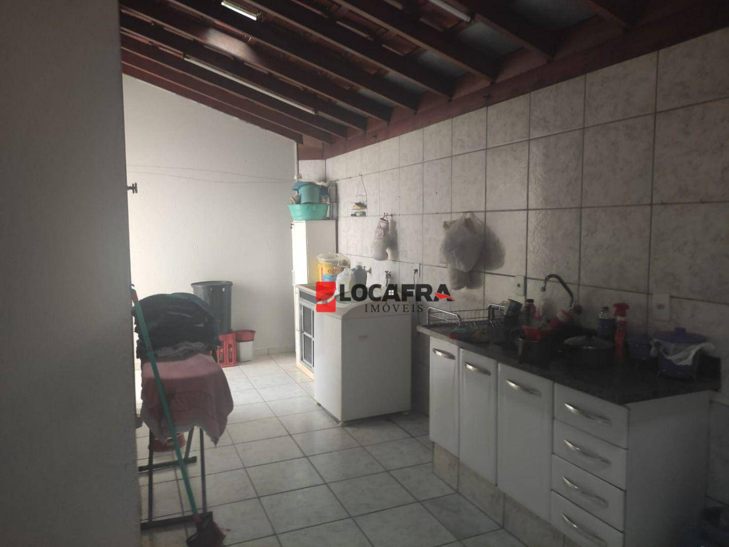 Casa à venda com 4 quartos, 170m² - Foto 10