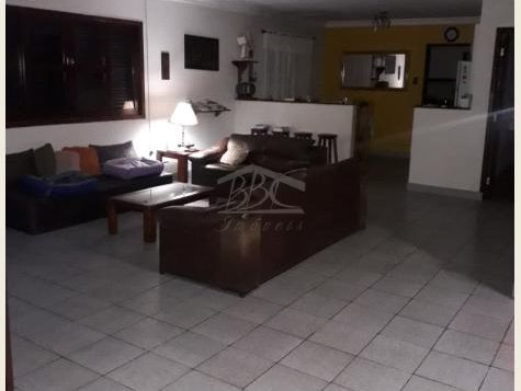 Chácara à venda com 3 quartos, 1800m² - Foto 4