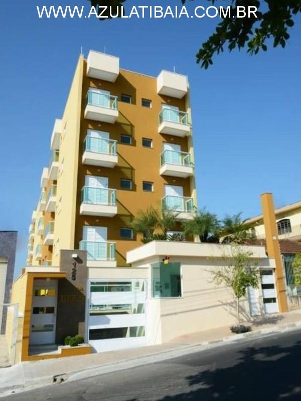 Apartamento à venda com 2 quartos, 67m² - Foto 2