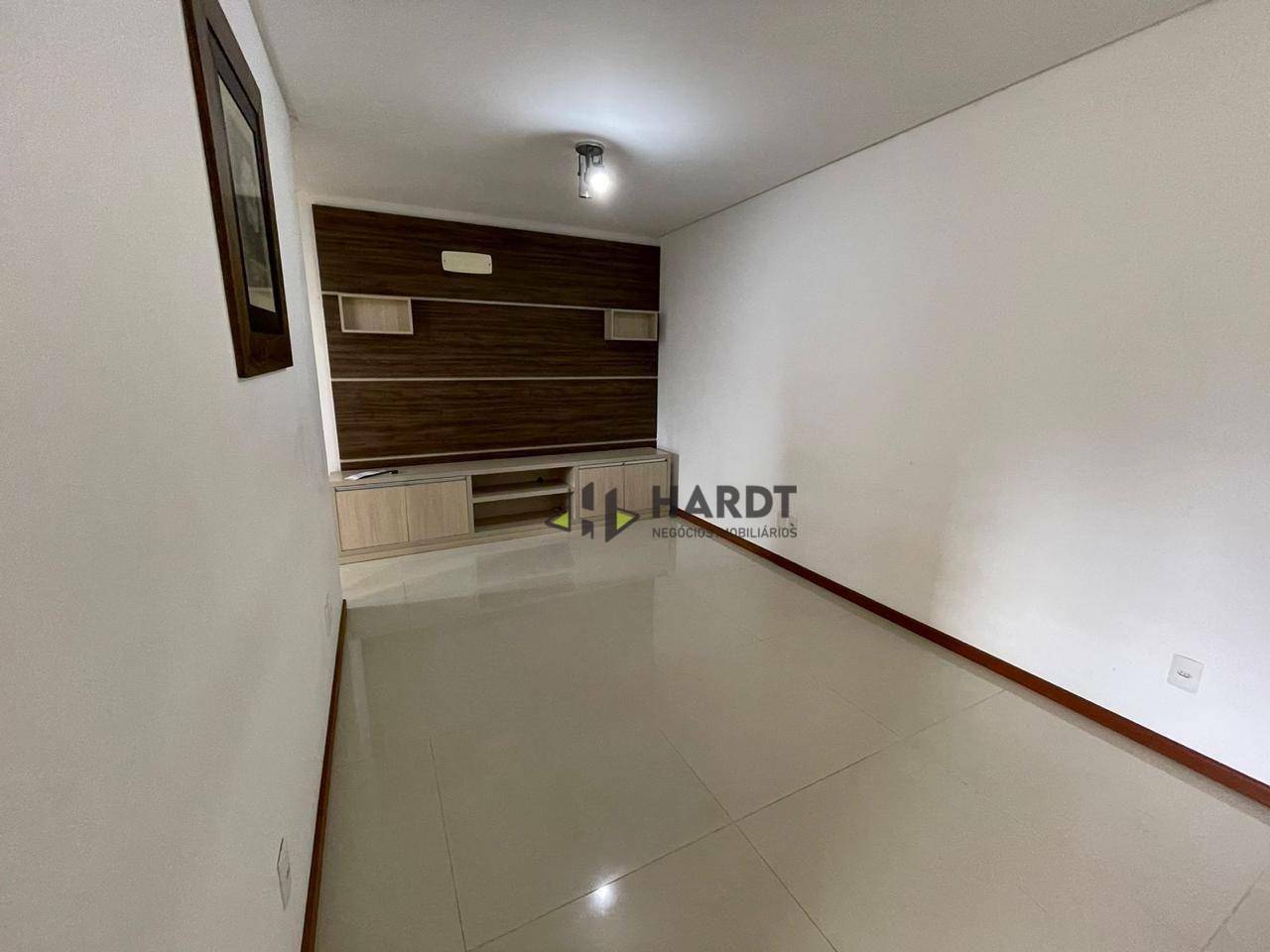 Apartamento à venda com 2 quartos, 69m² - Foto 2