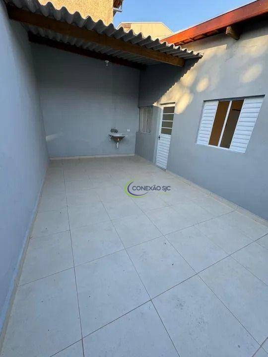 Casa à venda com 3 quartos, 75m² - Foto 5