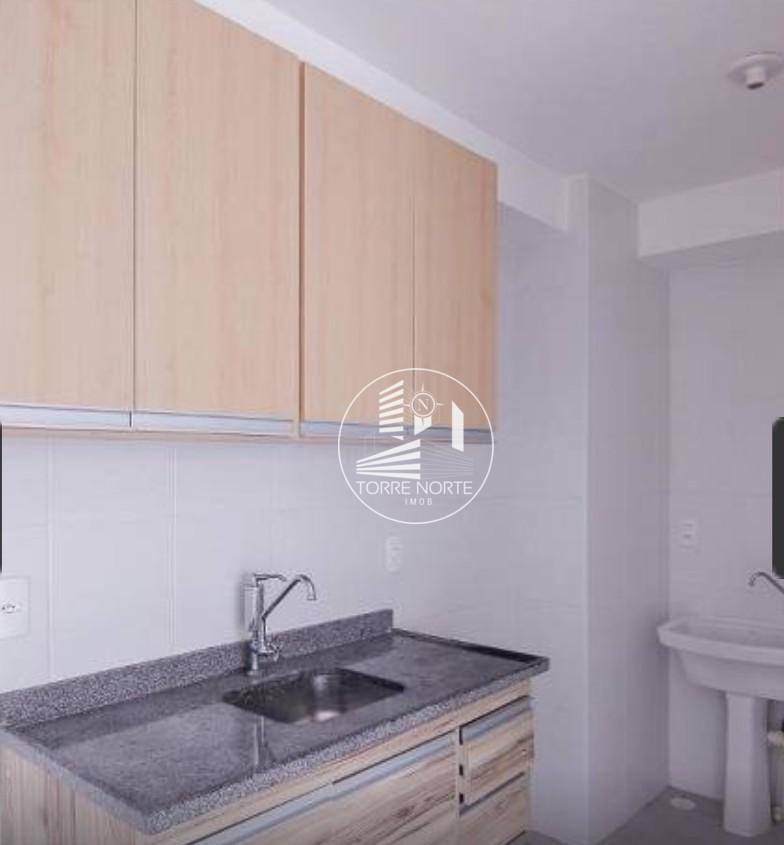 Apartamento à venda com 2 quartos, 35m² - Foto 8