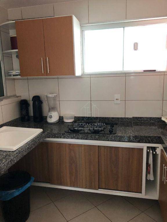 Apartamento para alugar com 2 quartos, 72m² - Foto 4