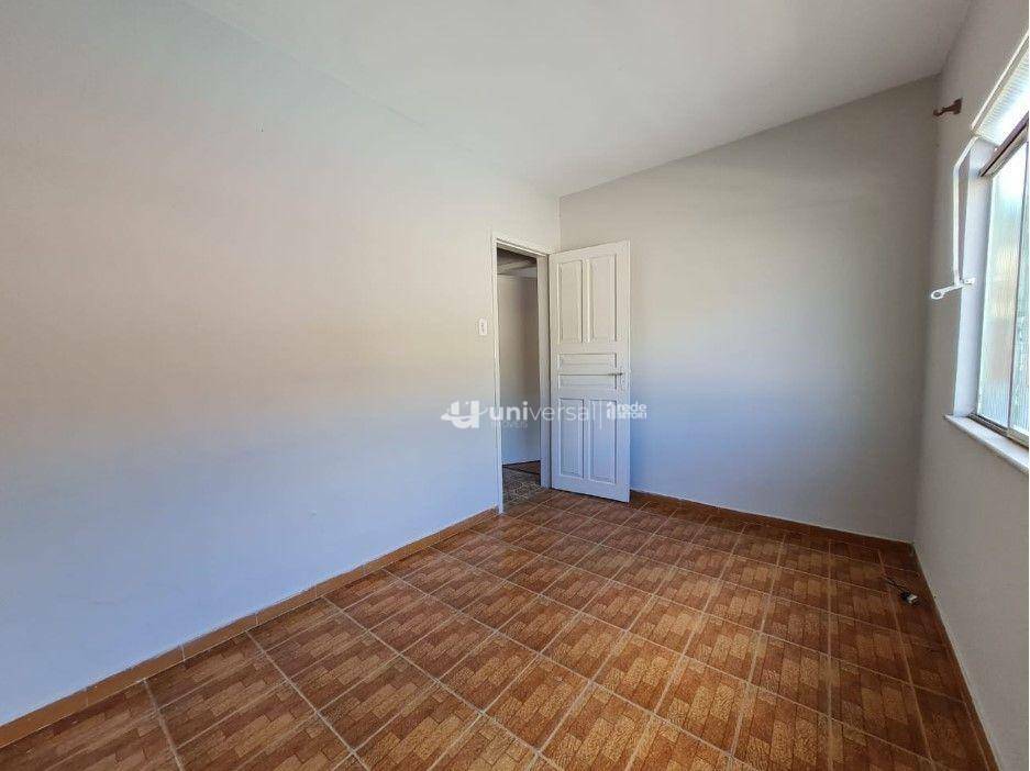 Casa para alugar com 2 quartos, 49m² - Foto 3